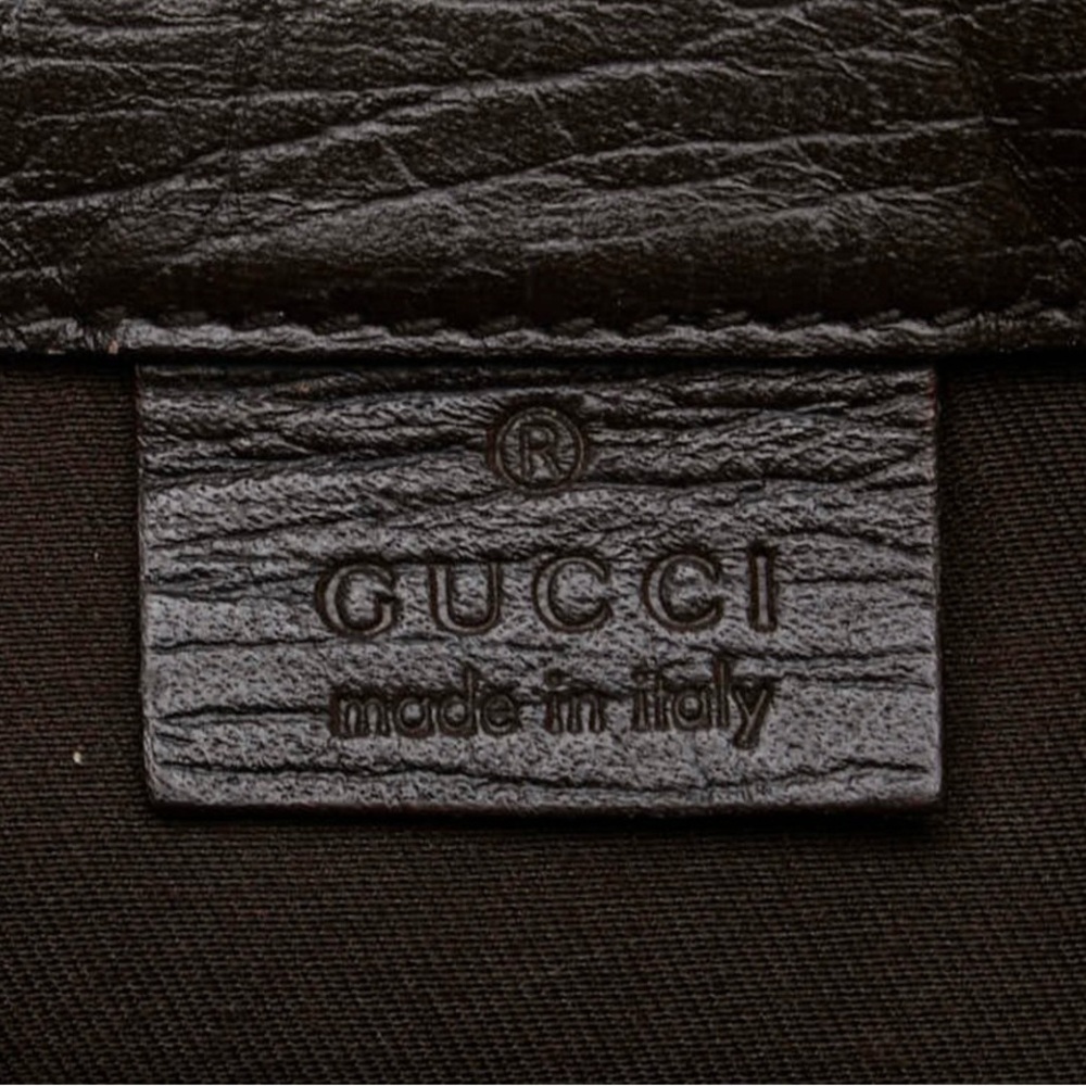 Gucci GG Supreme Tick Makeup/Toiletry Bag - Picture 16 of 17